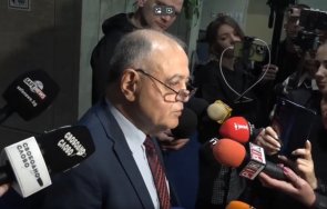 драми ппдб ген атанасов изпадна изолация комуникационен гаф оставил извън пресконференцията мирчев василев видео