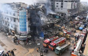 души загинаха пожара мол карачи