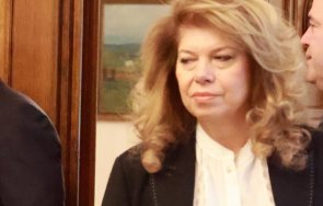 клетвата илияна йотова кани възможните служебни премиери консултации