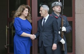 извънредно пик андрей гюров прие служебен премиер