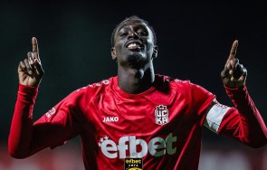 клуб бундеслигата отмъква голмайстора efbet лига