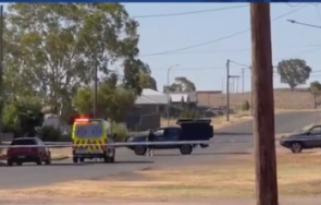 стрелба нов южен уелс трима души убити eдин ранен