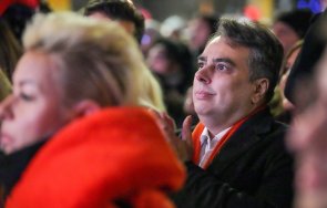 интригата заплита сплаши префърцунения асен василев