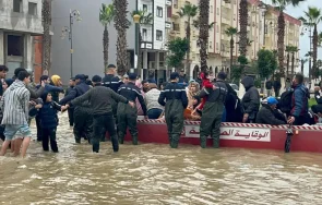 мароко евакуирани повече 000 души заради риск наводнения