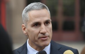 сефте човекът андрей гюров забърка правна бъркотия подал оставката бнб