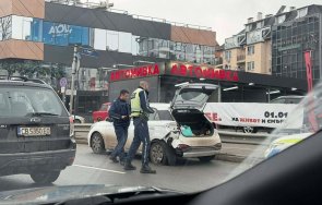 катастрофа блокира столичния булевард българия