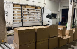 хванаха лесово камион мебели пълен контрабандни цигари