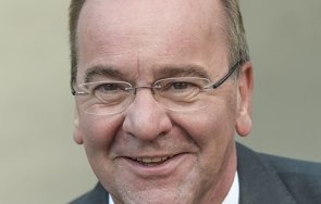 германският министър отбраната убеден сащ нуждаят европа