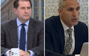 доц борислав цеков гюров експертна фигура фигура ярка партийна емблема челото