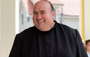 новоназначеният епископ софийско пловдивския диоцез встъпва длъжност