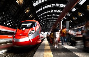 анархисти прекъснали движението влакове деня олимпиадата италия