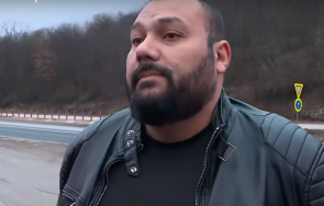 взеха книжката мъж спрял аварийната лента избегне катастрофа