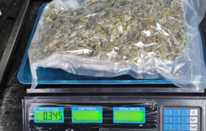 двама мъже задържани открити наркотици кола разград