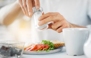 солта влияе кръвното налягане