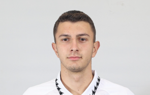 нидерландци идват звезда славия