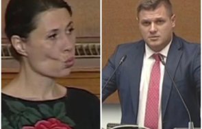 любовни искри парламента депутат летящата козила радвам видя превъзбудена