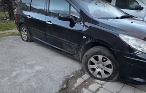 автомобили регистрационни номера различни софийските нарязани гуми столичния квартал овча купел