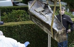 ексхумират 150 тела починали covid кавала поради липса разлагане