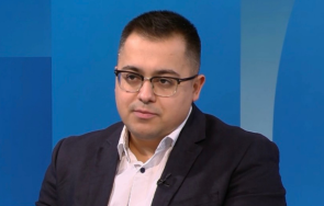 водещ гастроентеролог алармира ракът дебелото черво често развива без симптоми