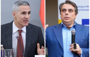 уикенда асен василев самопреживява новия костов кабинетът гюров пълен фарс