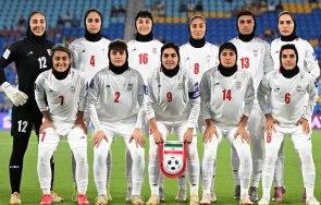 пет футболистки иран получиха убежище австралия