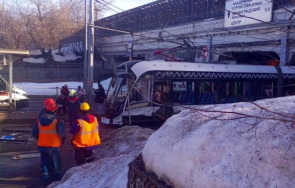 десетки ранени сред деца удар два трамвая москва снимки