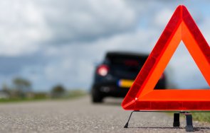 мъртвопиян катастрофира сложи триъгълник избяга очите полицаи