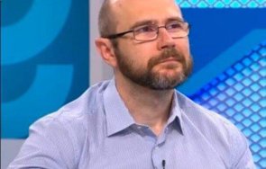 хванаха натясно правосъдния министър андрей янкулов скрихте покрихте престъпната мрежа осемте джуджета теди еврото