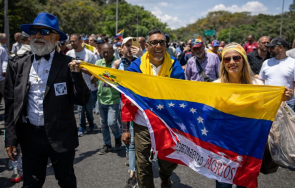 венецуелци протестираха високи доходи