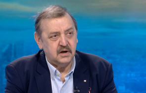 пиромани продължават палят входа блок столичния квартал сухата река