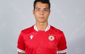 ужасяващ инцидент играч цска загуби далака вечно дерби левски