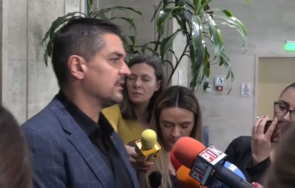 пик радостин василев хората шокирани антибългарската политика премиера гюров истеричния президент лицемер йотова видео