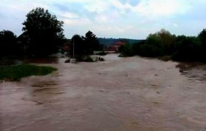 бедствие река черни лом преля село априлово