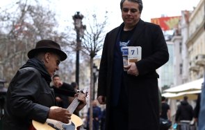 смях тепетата асен василев свали официалната риза вижте появи сакото снимки