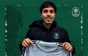 левски следи лупа играч втора лига