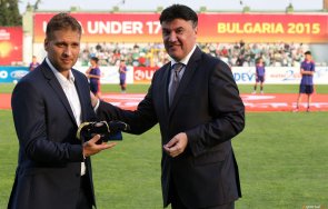 стилиян петров боби михайлов човек дал футбола идол милиони