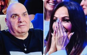 фънки неочаквано признание тайно съм влюбен глория цял живот