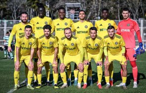 яки пачки добруджа спънат левски