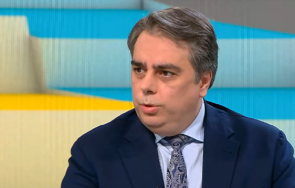 герой нашето време асен василев ококори големи очи екрана влезе нова роля