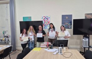 учители мездра обучават малта