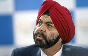 световната банка предупреждава глобален недостиг работни места