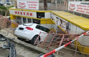 инцидента орлов мост кола влетя подлез шумен снимки