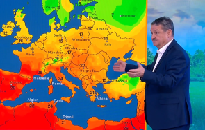 проф георги рачев събота студент фронт април опънем конец прането топло