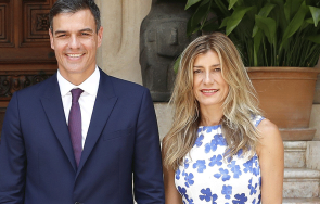 съпругата испанския премиер обвинена корупция получи години затвор