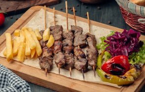 инфлацията гърция превърна сувлакито скъпо удоволствие