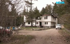 три месеца трагедията петрохан изглежда опожарената хижа