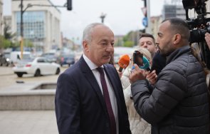 горещо радев представя кабинета връчването мандата снимки