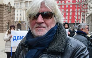 александър морфов изхвърча пловдивския театър