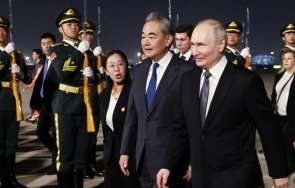 дзинпин посрещна пищно путин пекин
