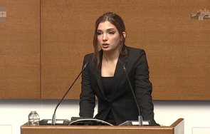 джен божо мирчев пак дъни трибуната мрежата подиграва